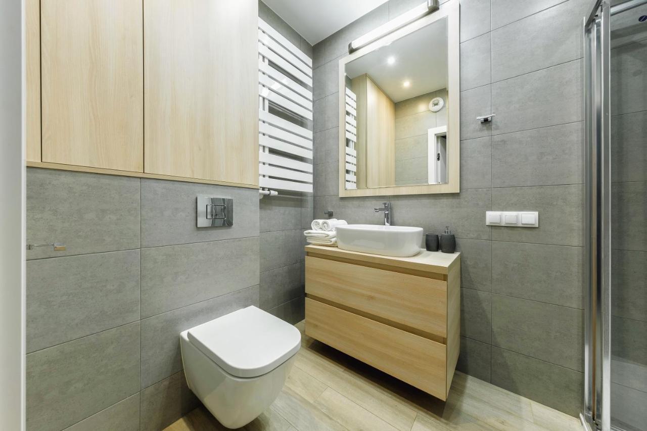 Apartament Jana Kazimierza 47 - 2 Sypialnie, 70m2, Balkon, Parking, Wi-fi Warszawa